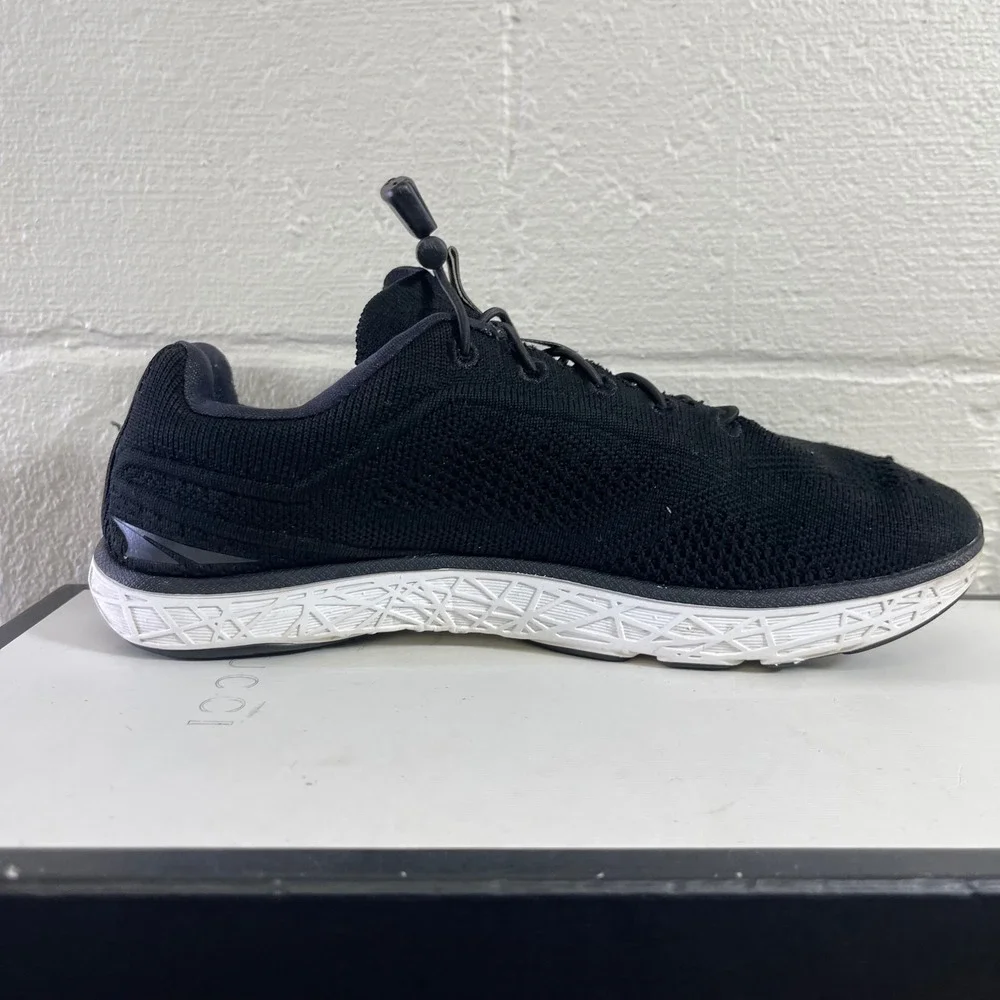 Altra Escalante 2.5 AL0A4VR3000 Black White Running Shoes Sneaker Womens 8.5 US